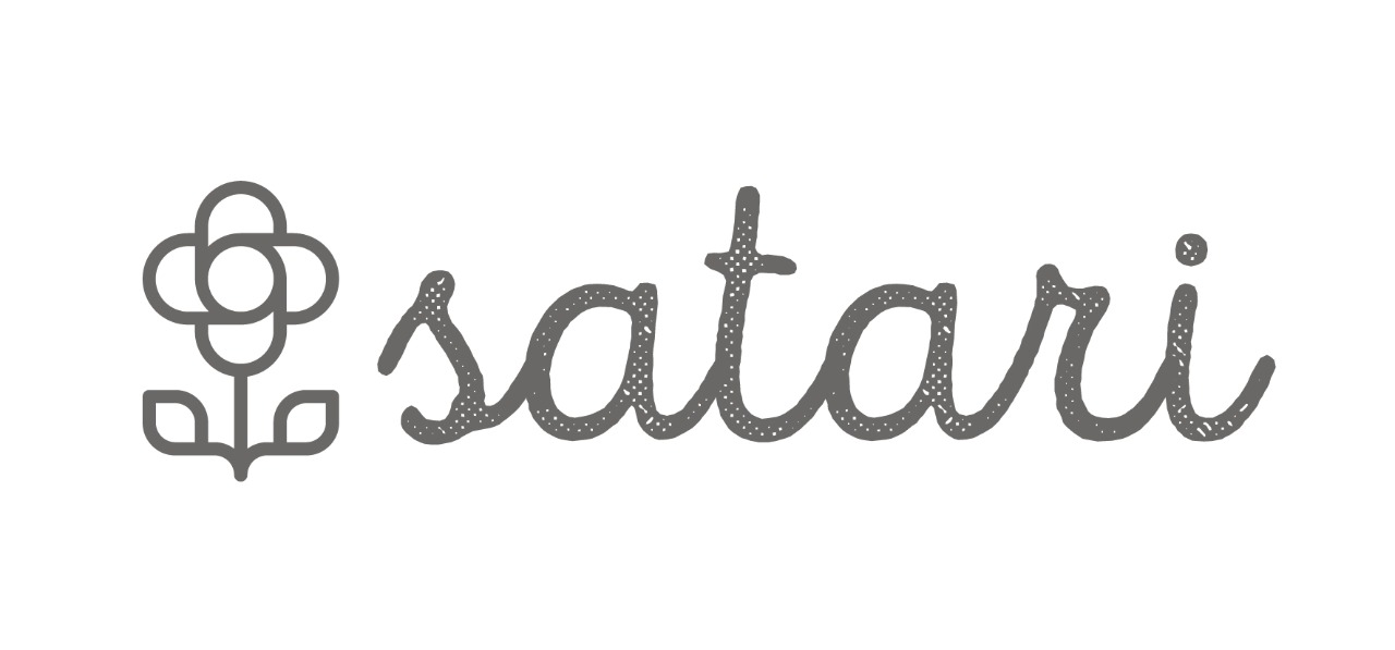 Logo-satari-horizontal-Escala-de-Grises